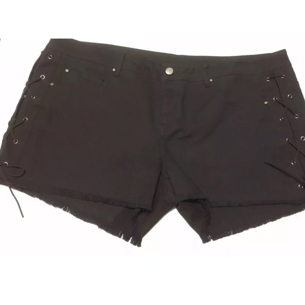 -American Icon black side lace shorts - Picture 3 of 6